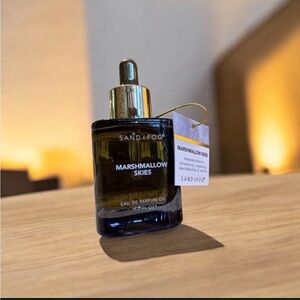 Marshmallow Skies - Gold and Black luxurious bottle